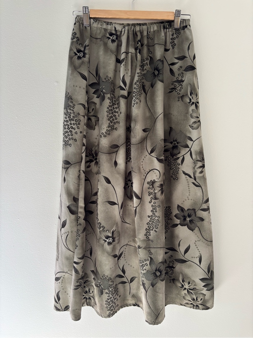 Women's Olive Floral Midi/Maxi Skirt with Elastic Waist